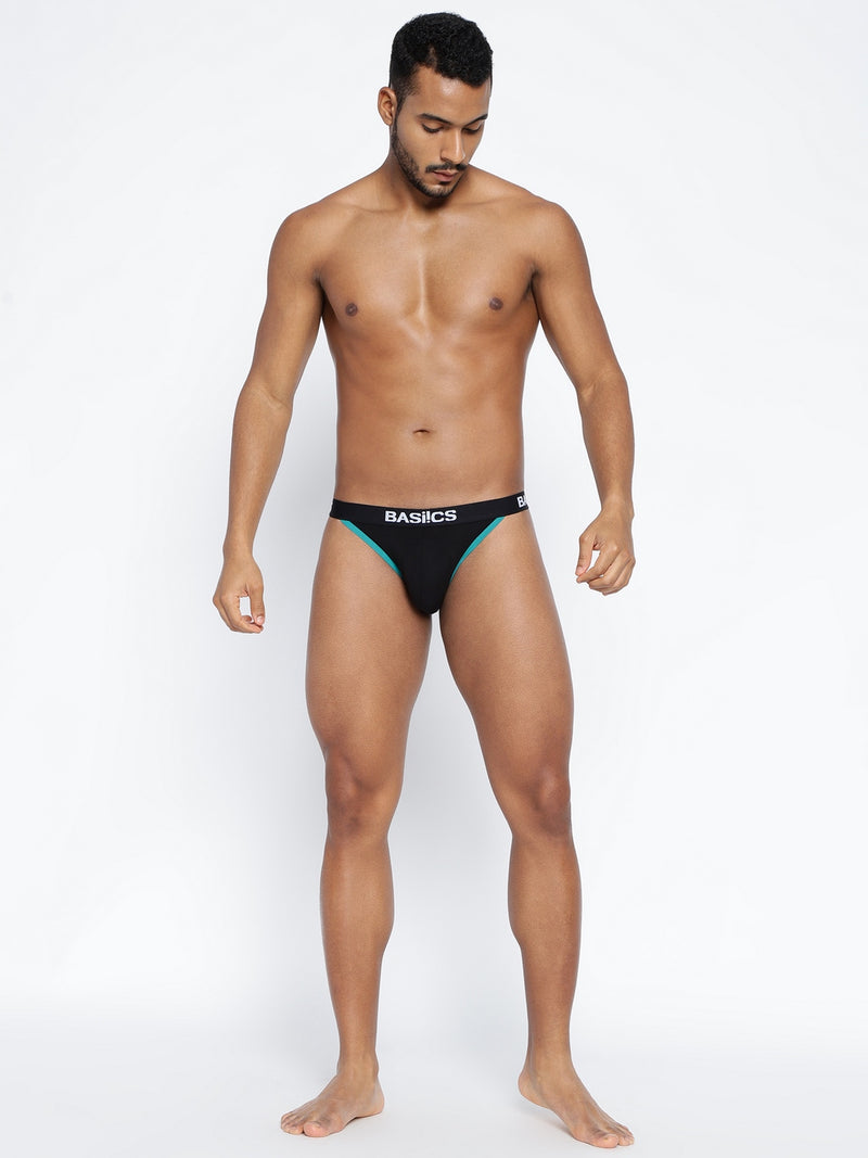 Single pack of men’s briefs from La Intimo, designed for comfort and a seamless fit in a variety of colors.