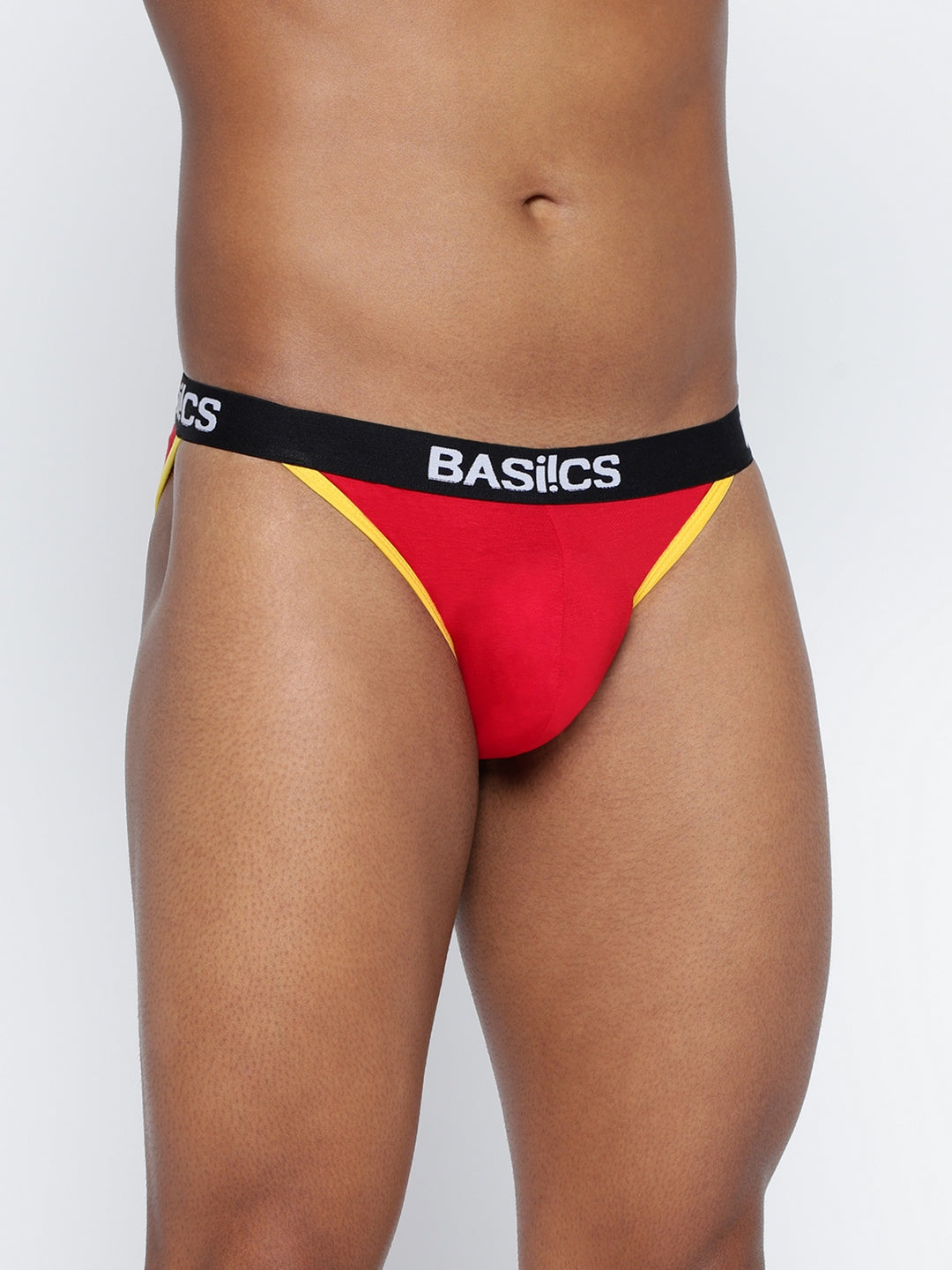 Single pack of men’s briefs from La Intimo, designed for comfort and a seamless fit in a variety of colors.