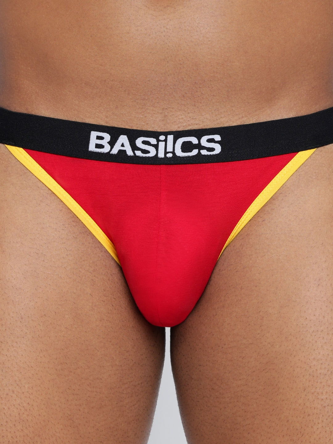 Single pack of men’s briefs from La Intimo, designed for comfort and a seamless fit in a variety of colors.