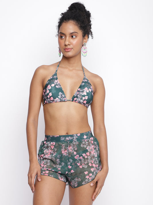 Luxury resortwear by La Intimo featuring a bikini set with a halter-neck design and matching shorts, available in a pack of 3.