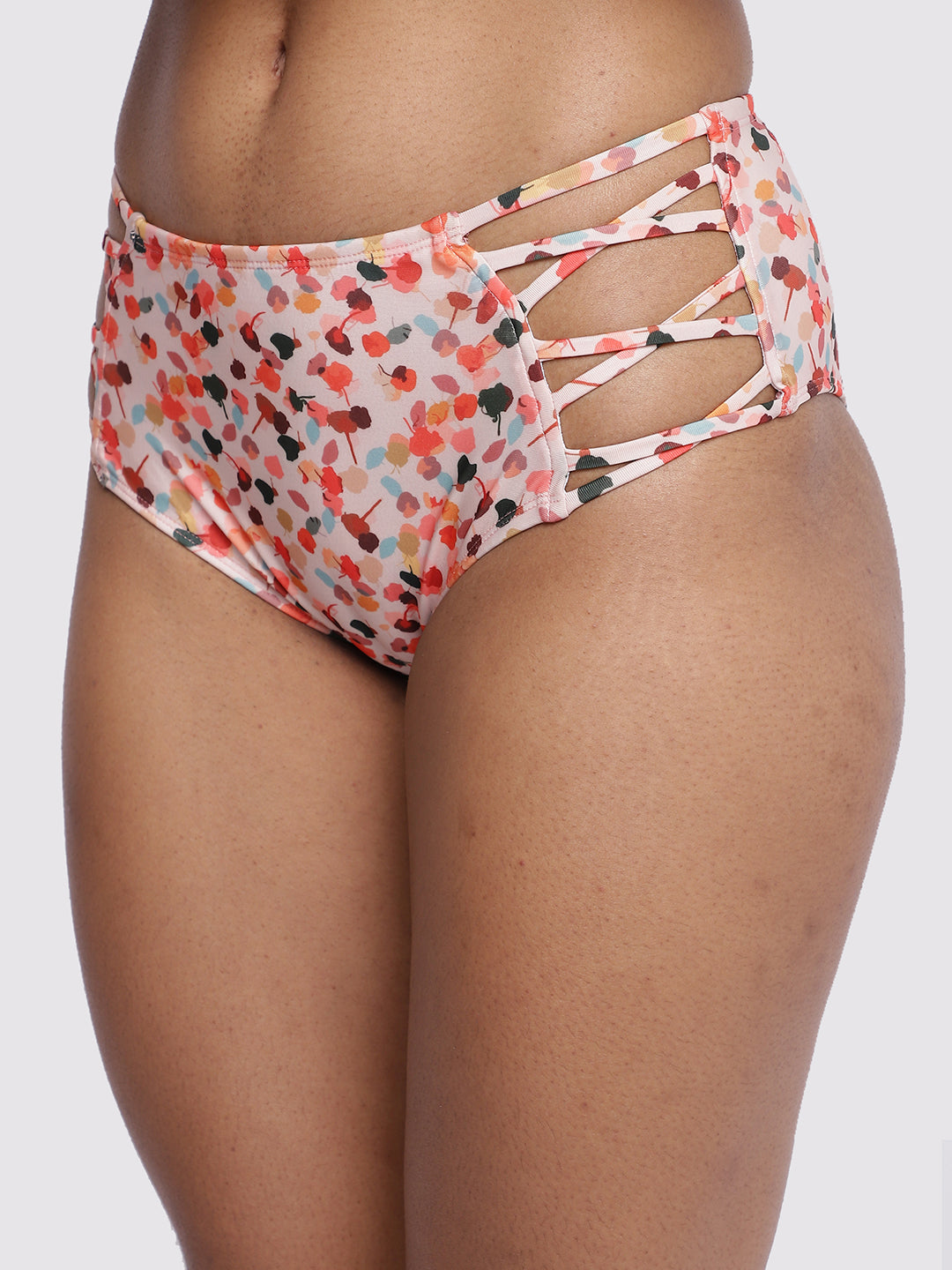 Stylish and comfortable bikini lower brief from La Intimo's luxury women's beachwear collection, available in a single pack.