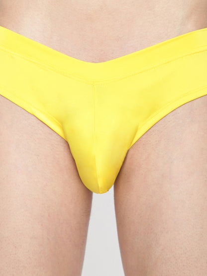 Pack of 2 men's semi-seamless briefs from La Intimo, featuring the Standard Core Collection for superior comfort and style.