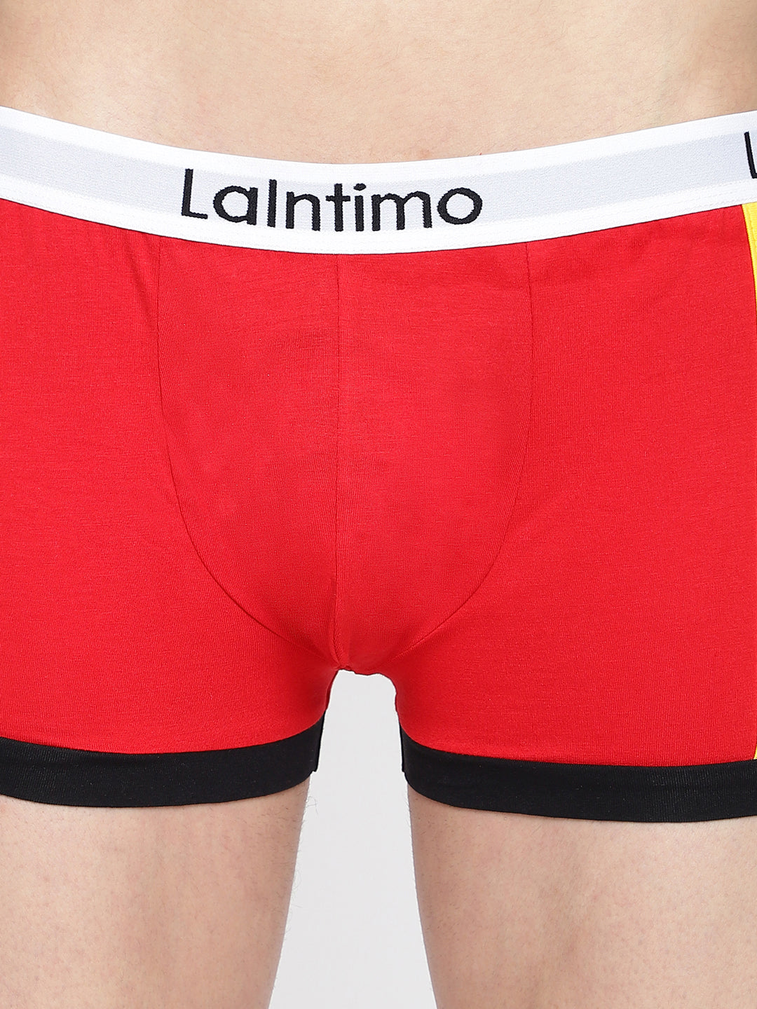 Single pack of men's trunks from La Intimo, featuring a standard core design for everyday comfort and durability.