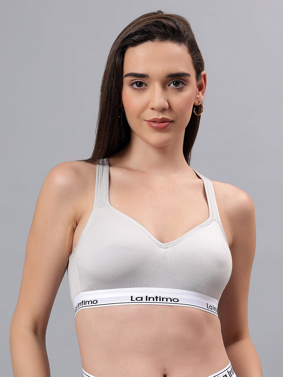 Luxury women's sports bra from La Intimo in a single pack, offering superior comfort, support, and style.