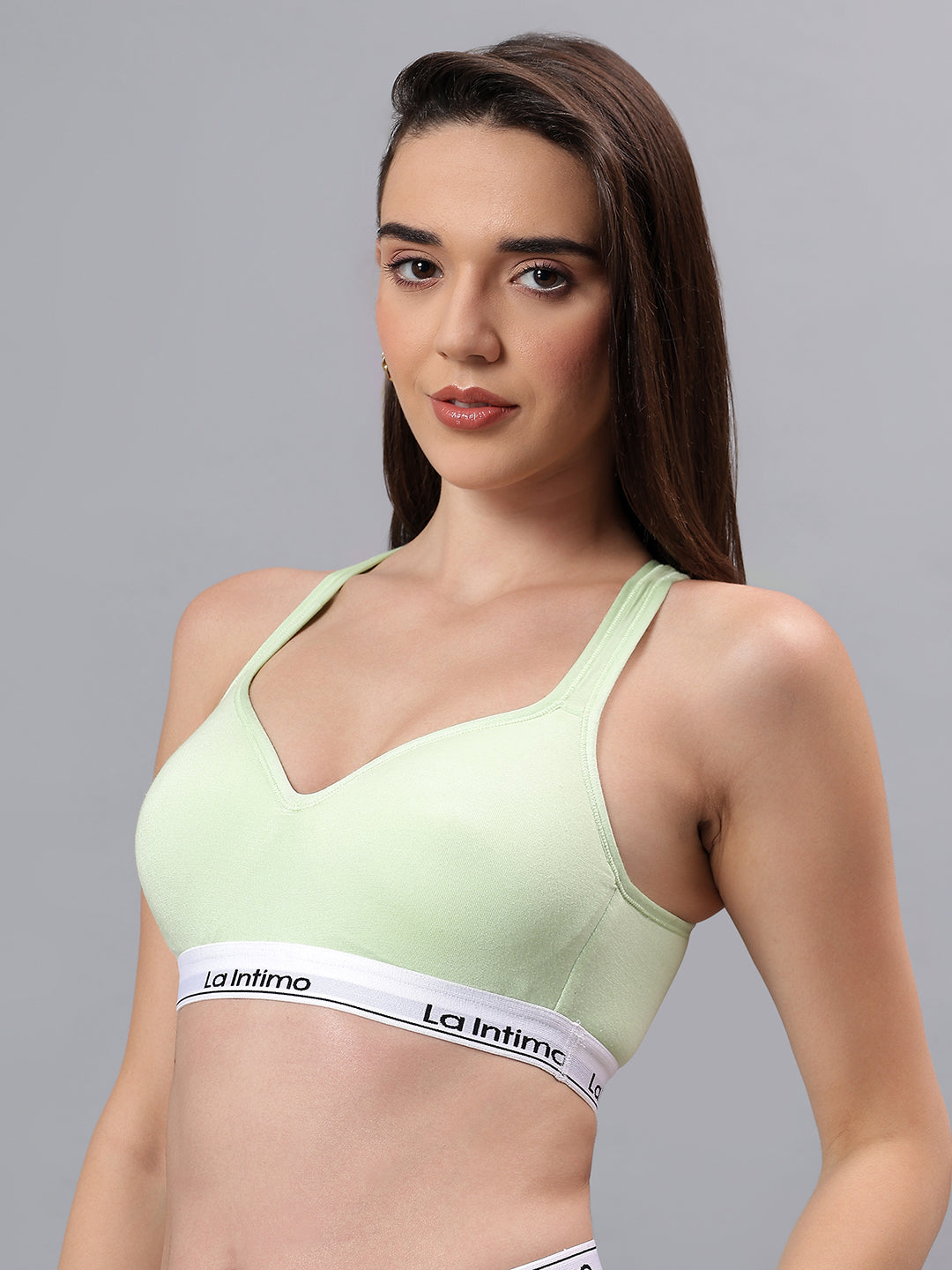 Luxury women's sports bra from La Intimo in a single pack, offering superior comfort, support, and style.