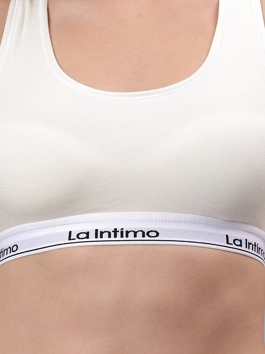 Luxury women's sports bra from La Intimo in a single pack, offering ultimate comfort and support.