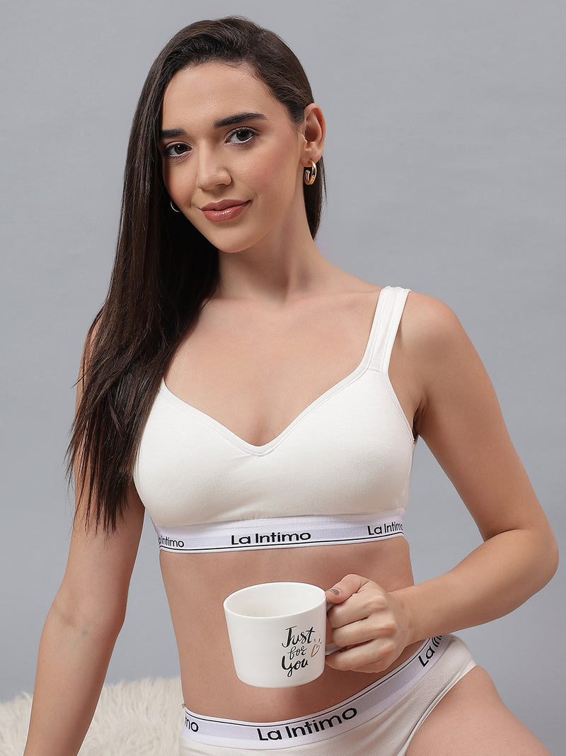 Luxury women's T-shirt bra from La Intimo in a single pack, offering comfort, support, and a seamless fit.