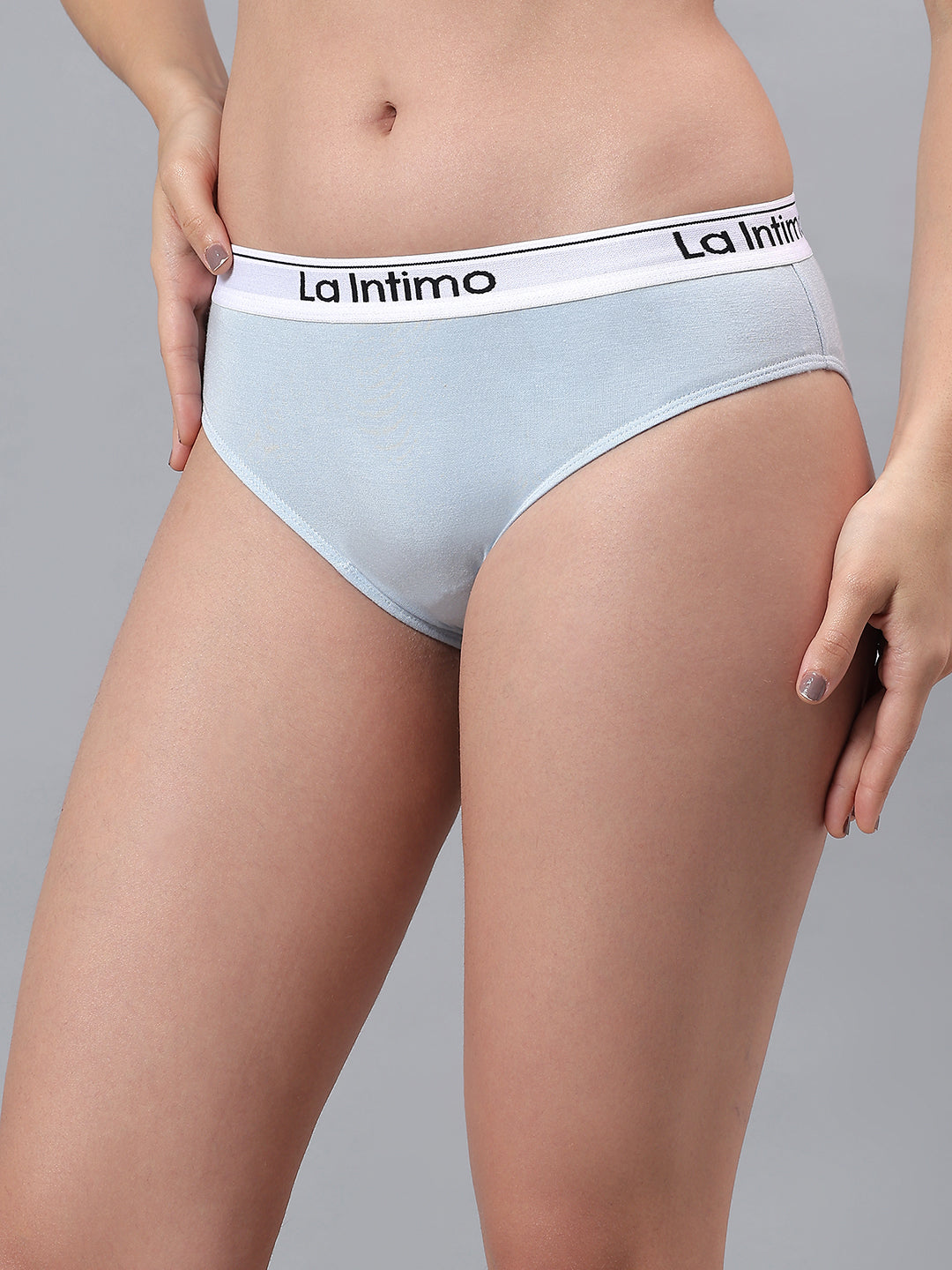 Luxury women's briefs panty from La Intimo in a single pack, offering premium quality fabric and comfort.