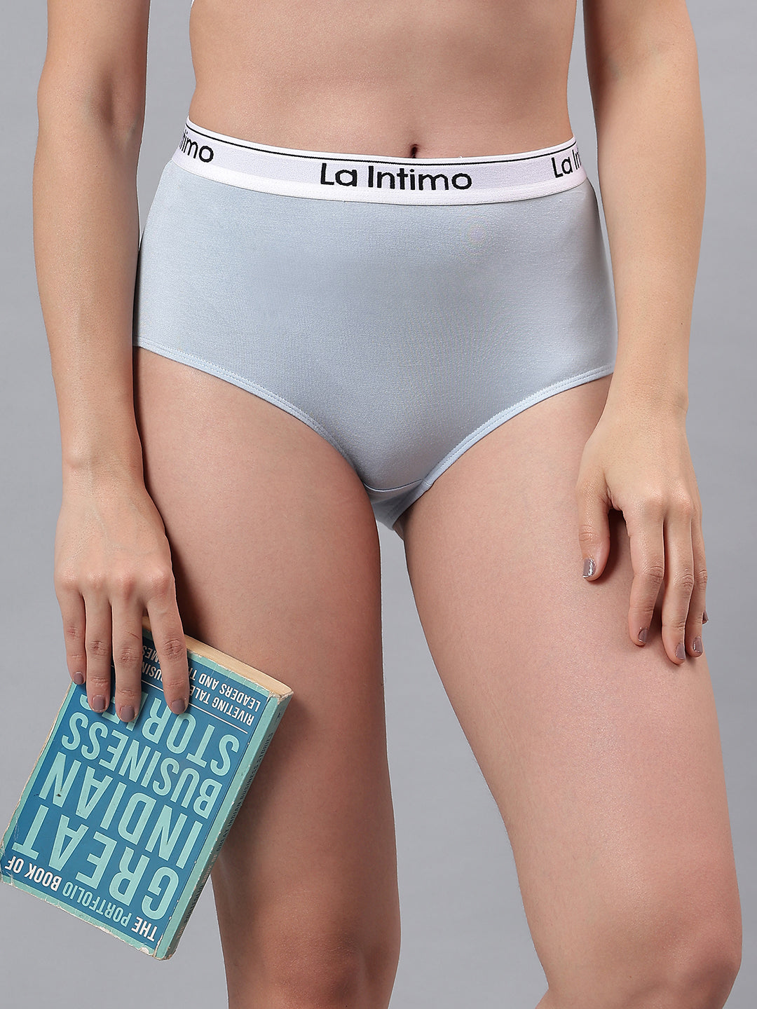 Luxury women’s full brief panty in single pack from La Intimo, designed for comfort, style, and a perfect fit.