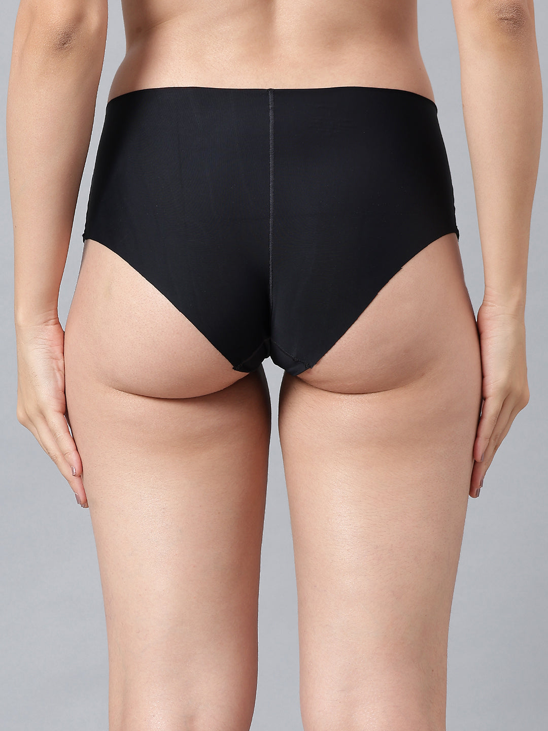 Luxury women’s semi-seamless hipster panty in single pack from La Intimo, designed for a comfortable and smooth fit.