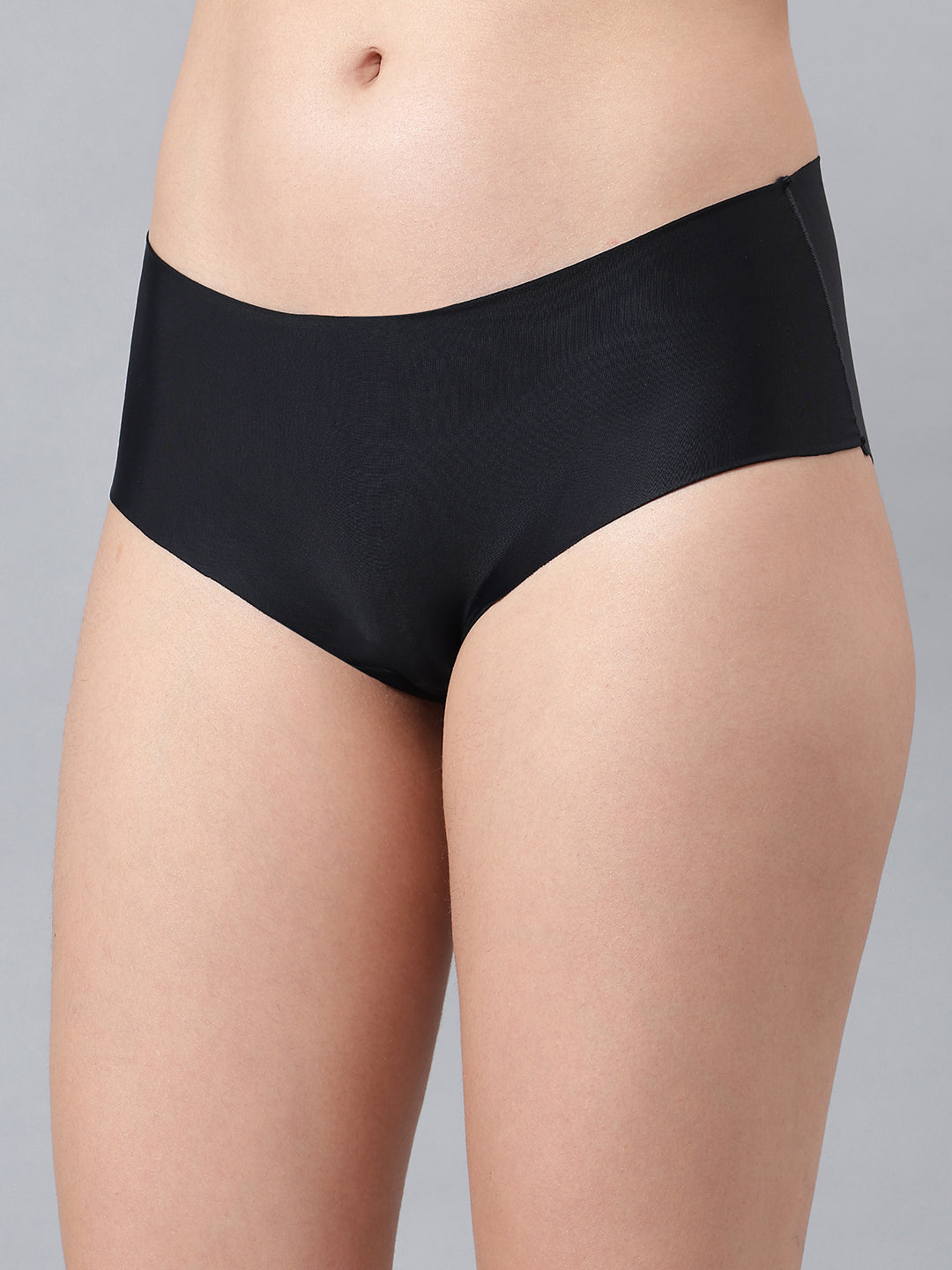 Luxury women’s semi-seamless hipster panty in single pack from La Intimo, designed for a comfortable and smooth fit.