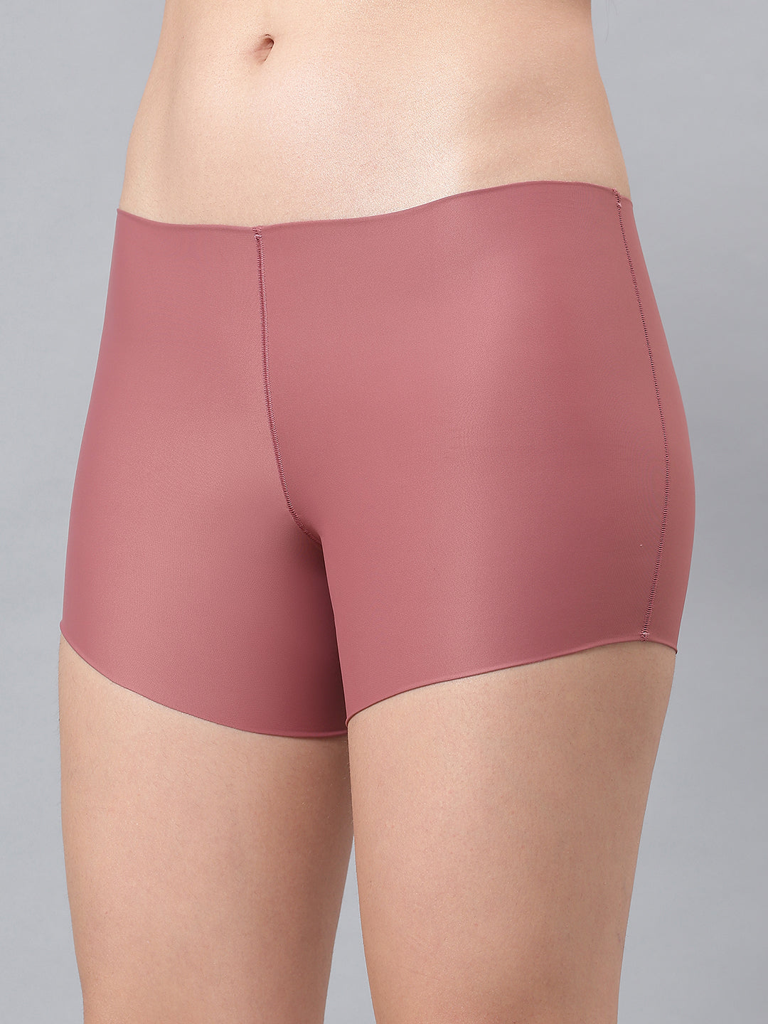 Luxury women’s semi-seamless panty and trunks in single pack from La Intimo, designed for comfort and smooth fit.