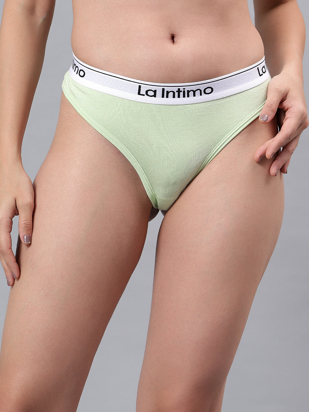 La Intimo women's luxury thong panty, elegant and comfortable innerwear in a single pack.