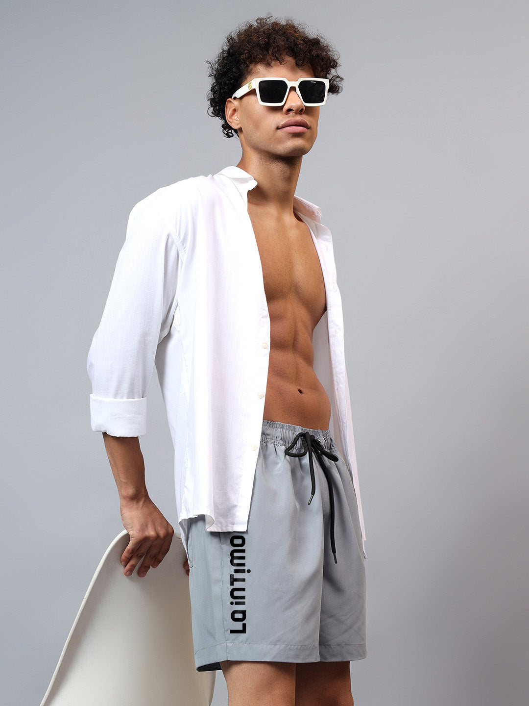 Luxury men’s swimwear – Oceanic solid Bermuda shorts from La Intimo, perfect for beach, pool, and leisure.