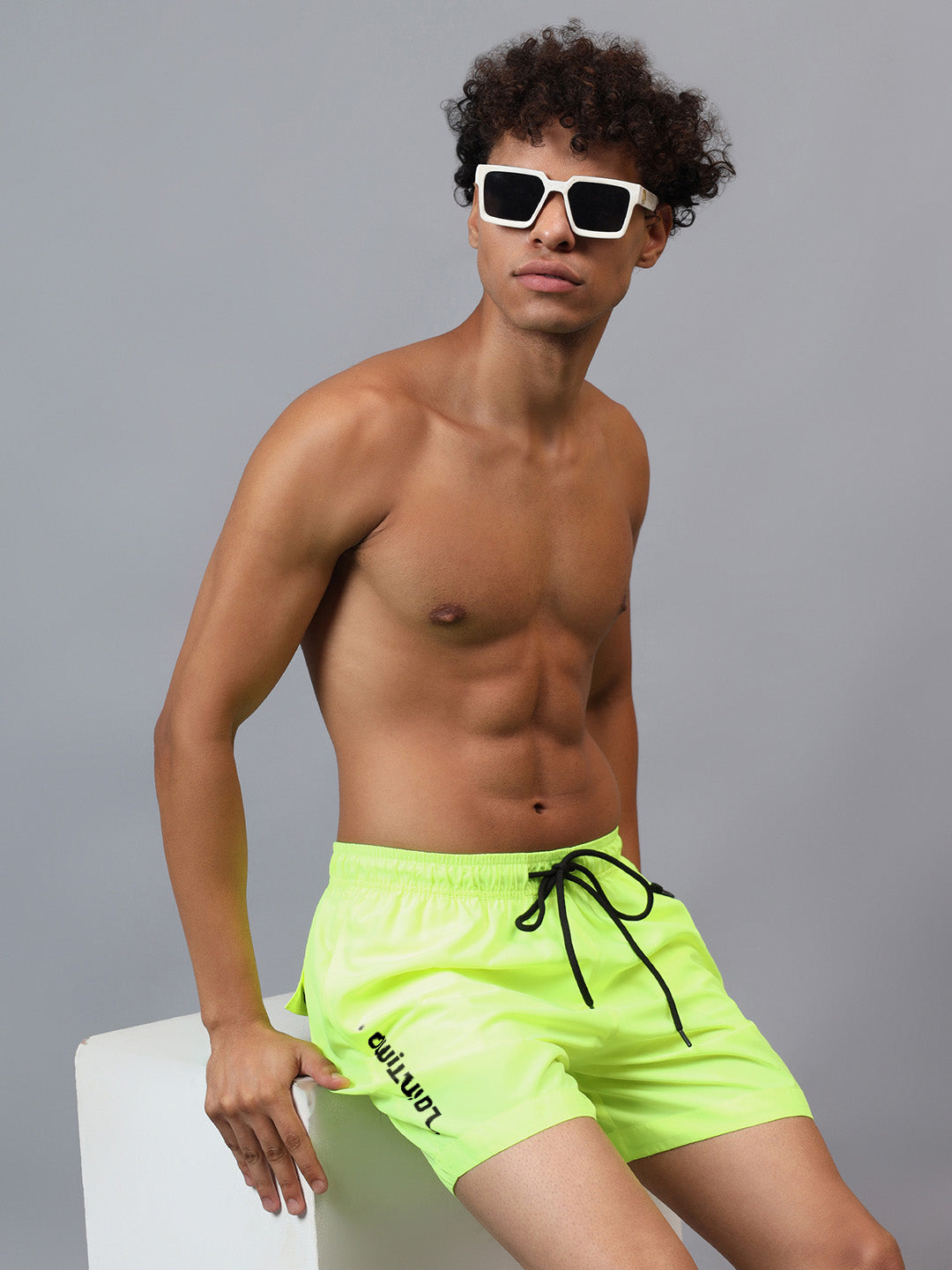 Luxury men’s swimwear – Oceanic solid Bermuda shorts from La Intimo, perfect for beach, pool, and leisure.