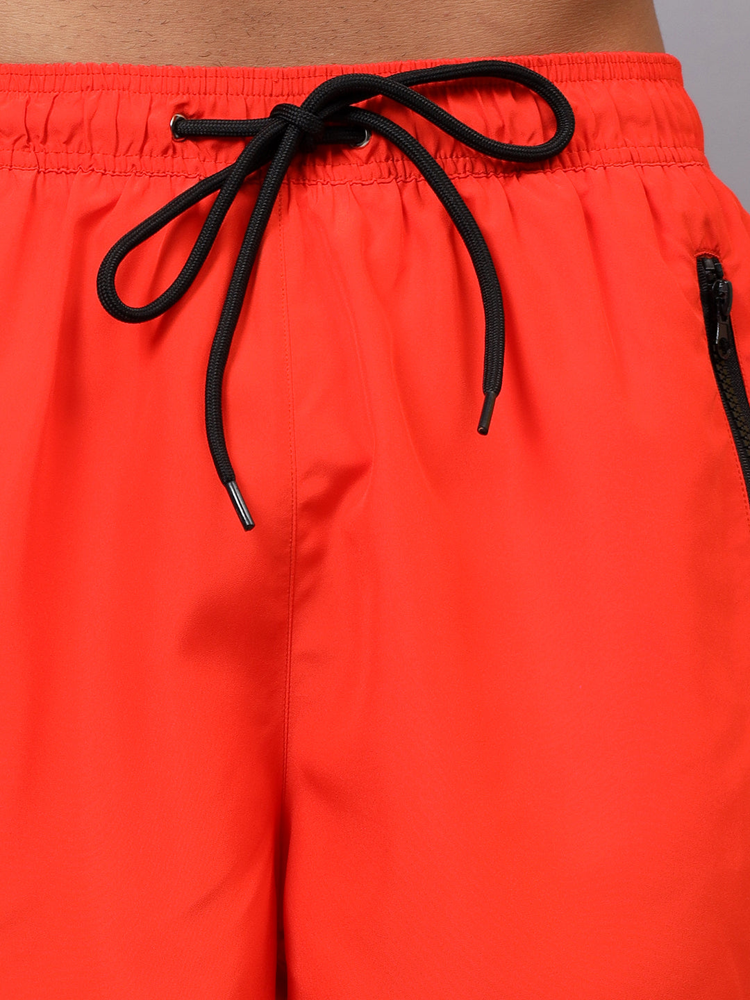 Luxury men’s swimwear – Oceanic solid Bermuda shorts from La Intimo, perfect for beach, pool, and leisure.