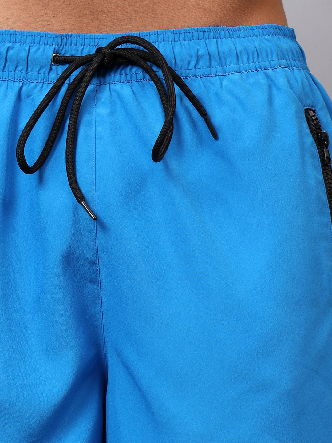 Luxury men’s swimwear – Oceanic solid Bermuda shorts from La Intimo, perfect for beach, pool, and leisure.