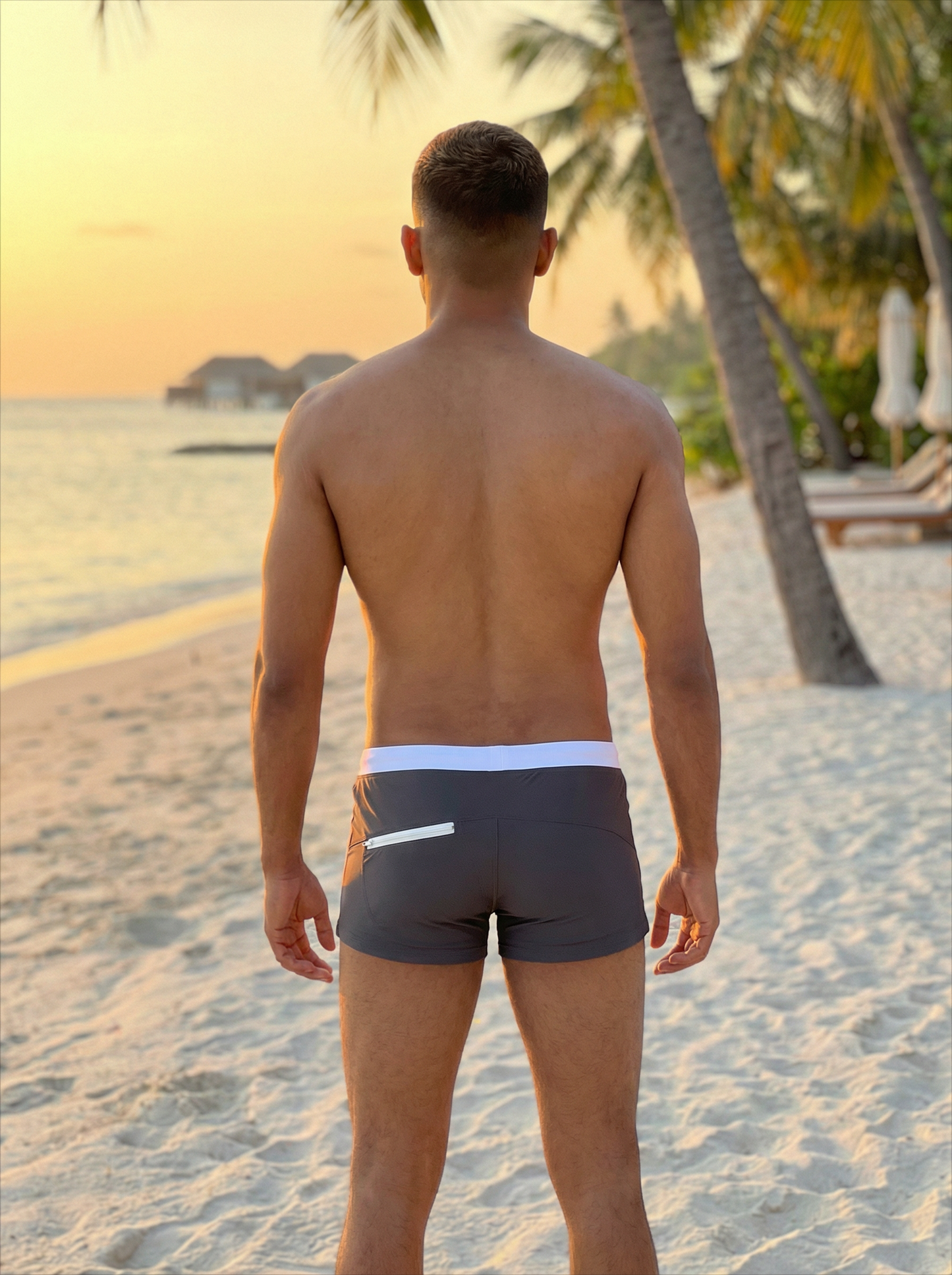 Contrast Waistband Swim Trunk