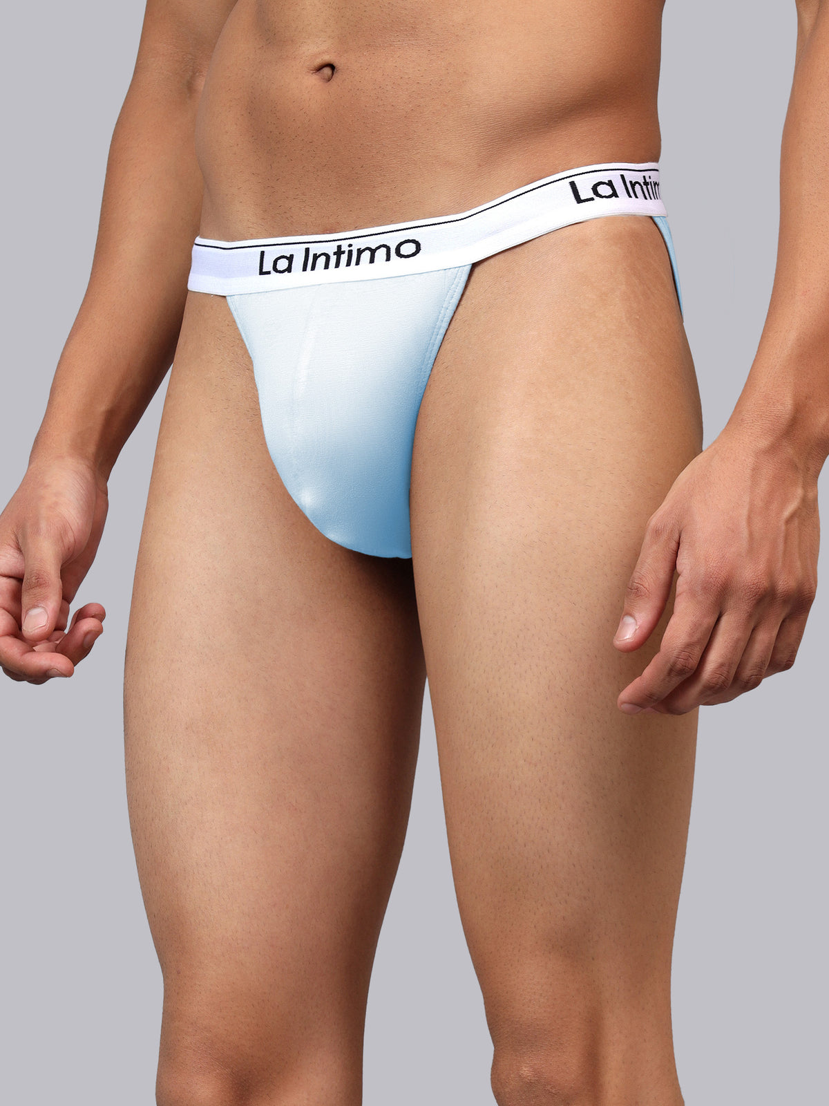 La Intimo men's luxury briefs, available in single packs for a smooth, comfortable fit and stylish design.