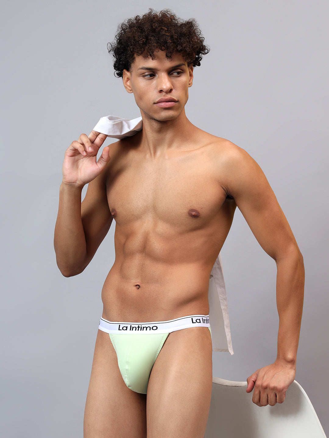 La Intimo men's luxury briefs, available in single packs for a smooth, comfortable fit and stylish design.