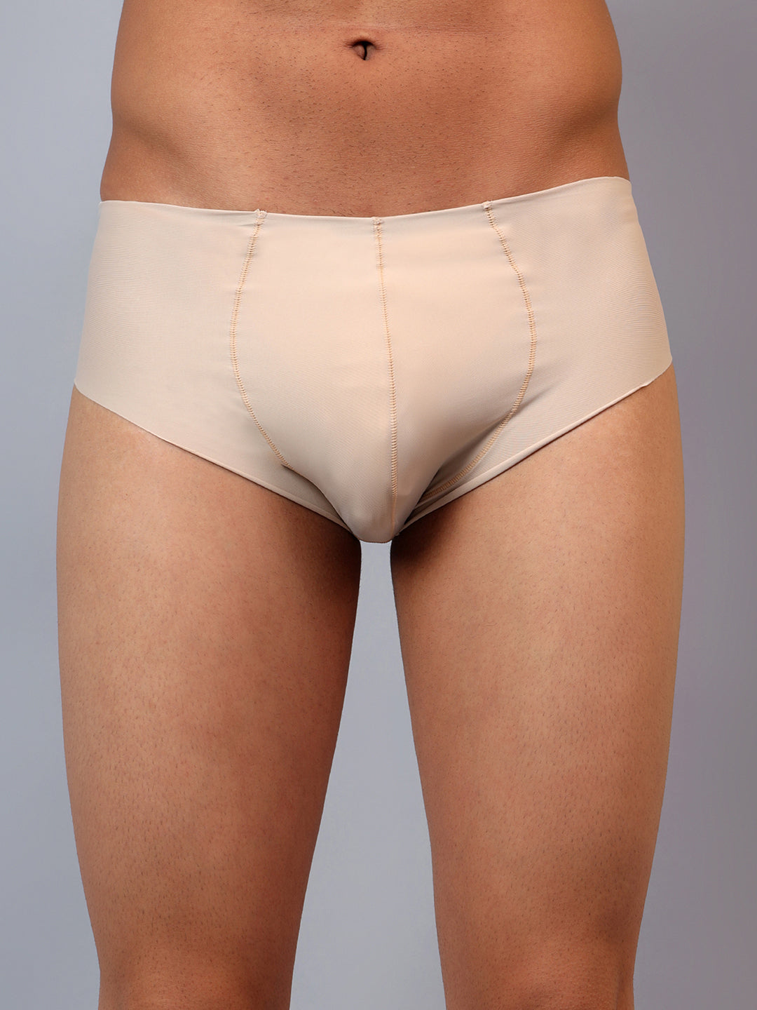 La Intimo men's luxury semi-seamless briefs, available in single packs for a smooth, comfortable fit and modern design.