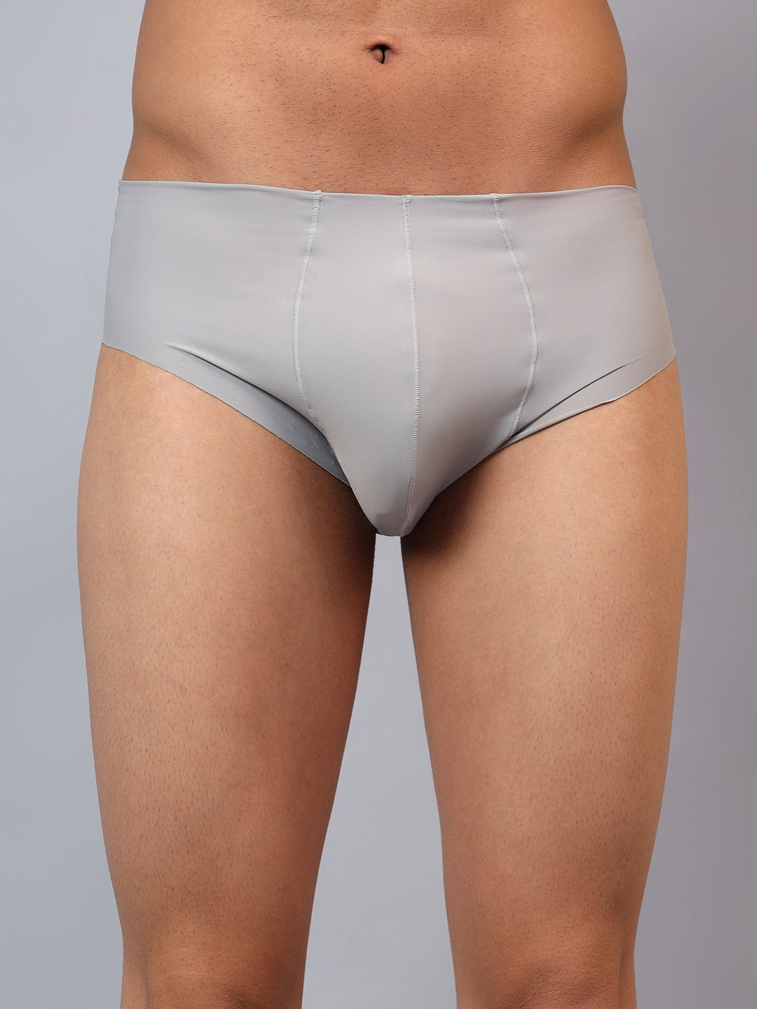 La Intimo men's luxury semi-seamless briefs, available in single packs for a smooth, comfortable fit and modern design.