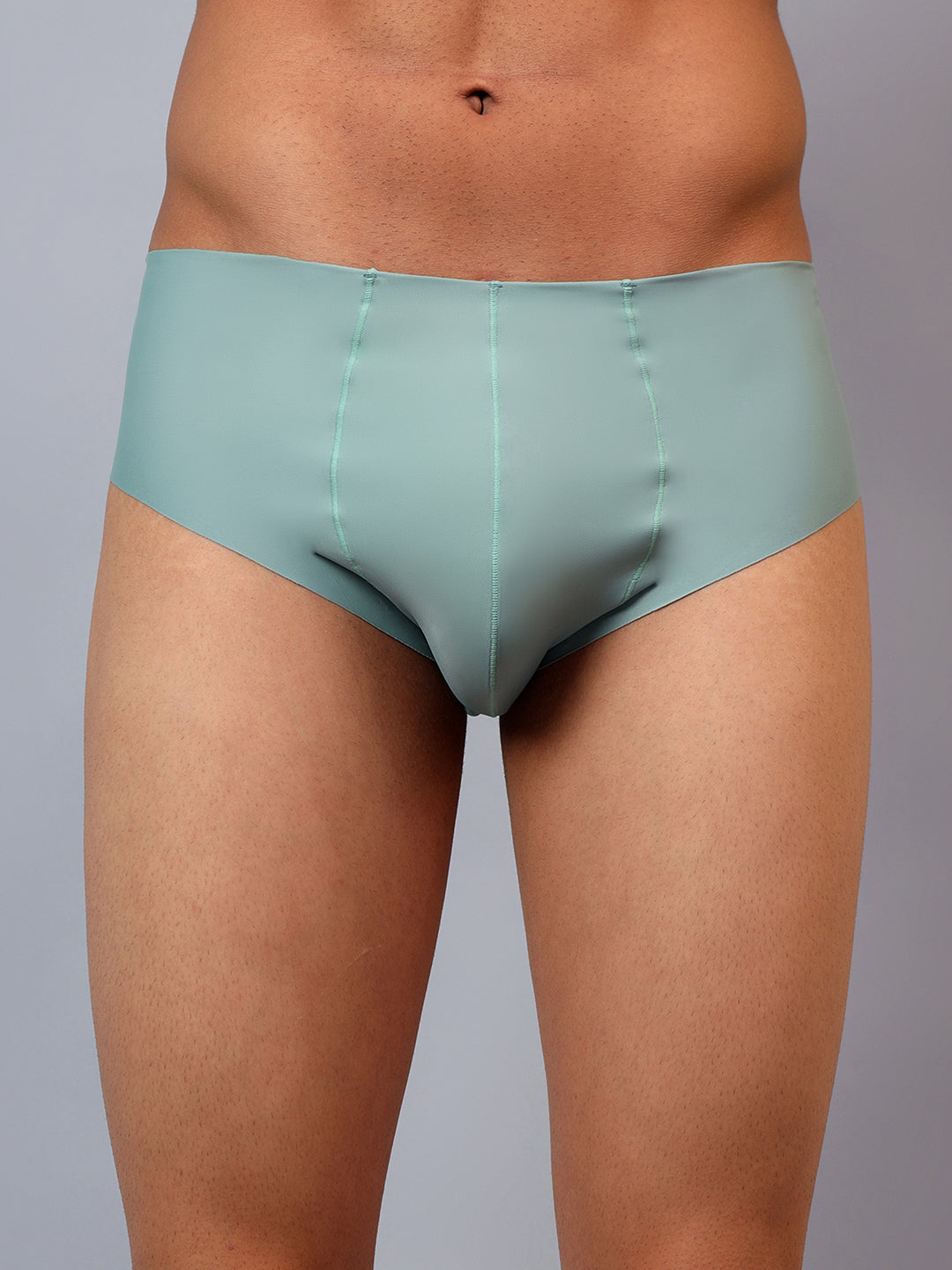 La Intimo men's luxury semi-seamless briefs, available in single packs for a smooth, comfortable fit and modern design.