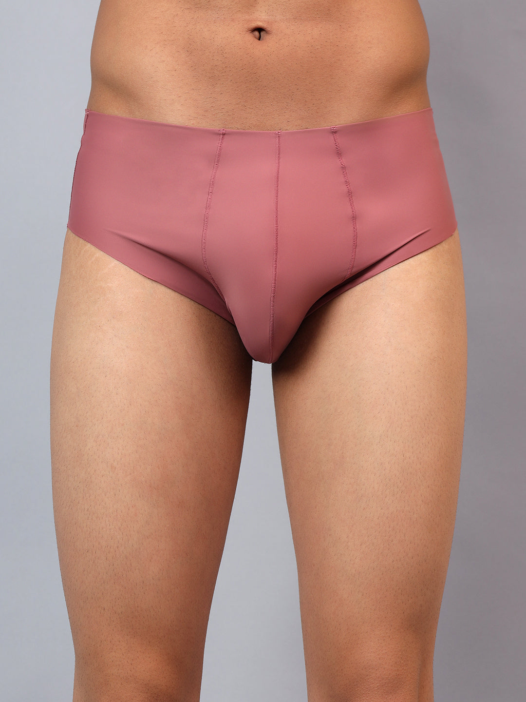 La Intimo men's luxury semi-seamless briefs, available in single packs for a smooth, comfortable fit and modern design.