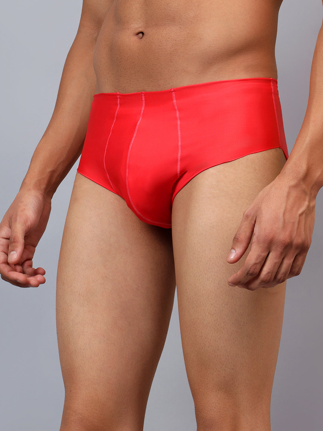 La Intimo men's luxury semi-seamless briefs, available in single packs for a smooth, comfortable fit and modern design.