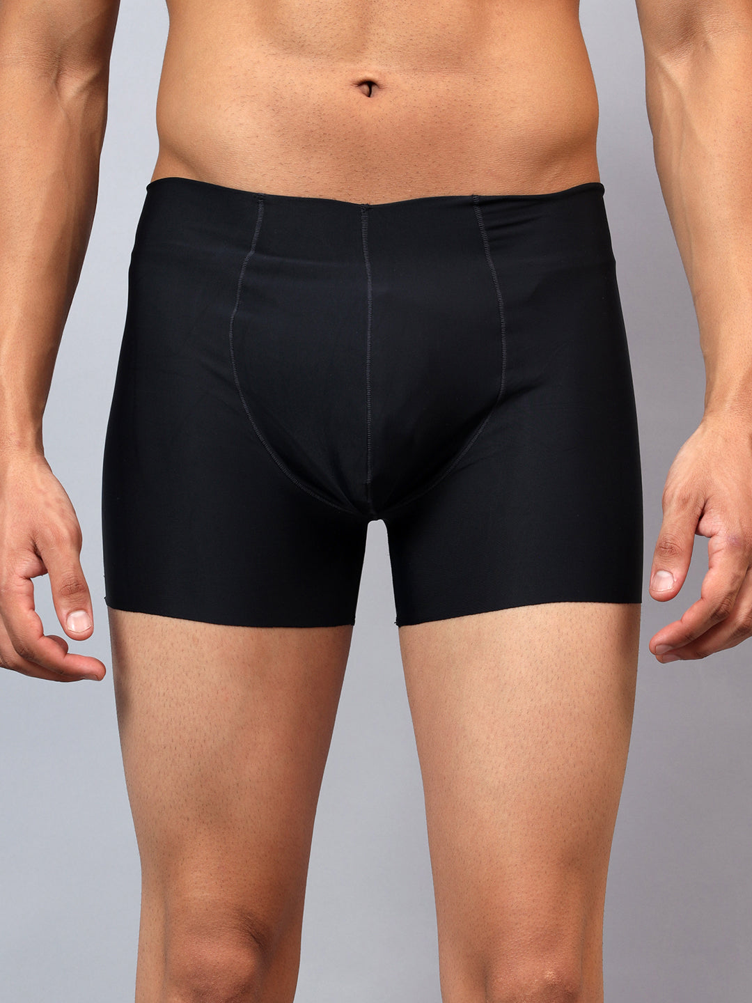 La Intimo men's luxury semi-seamless trunks, available in single packs for a smooth, comfortable fit and modern style.