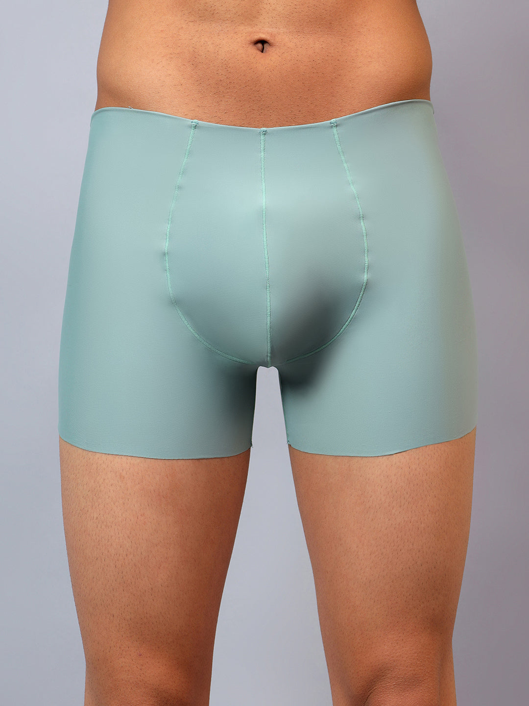 La Intimo men's luxury semi-seamless trunks, available in single packs for a smooth, comfortable fit and modern style.