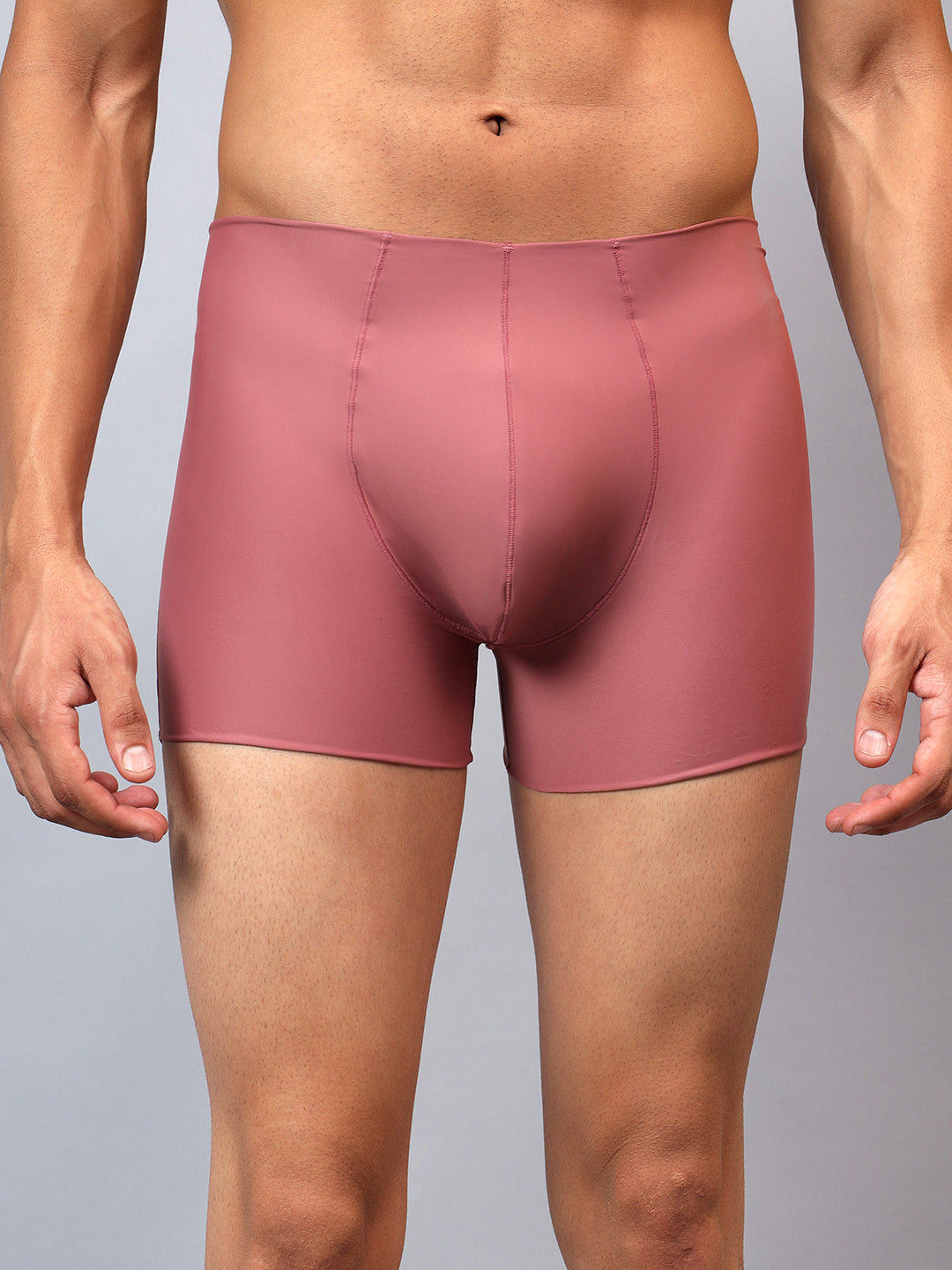 La Intimo men's luxury semi-seamless trunks, available in single packs for a smooth, comfortable fit and modern style.