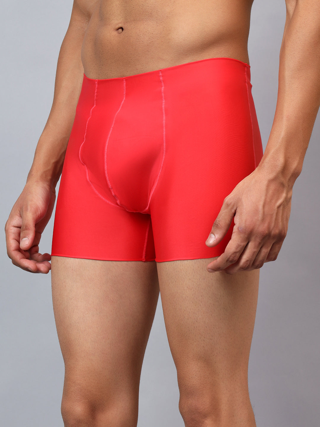 La Intimo men's luxury semi-seamless trunks, available in single packs for a smooth, comfortable fit and modern style.