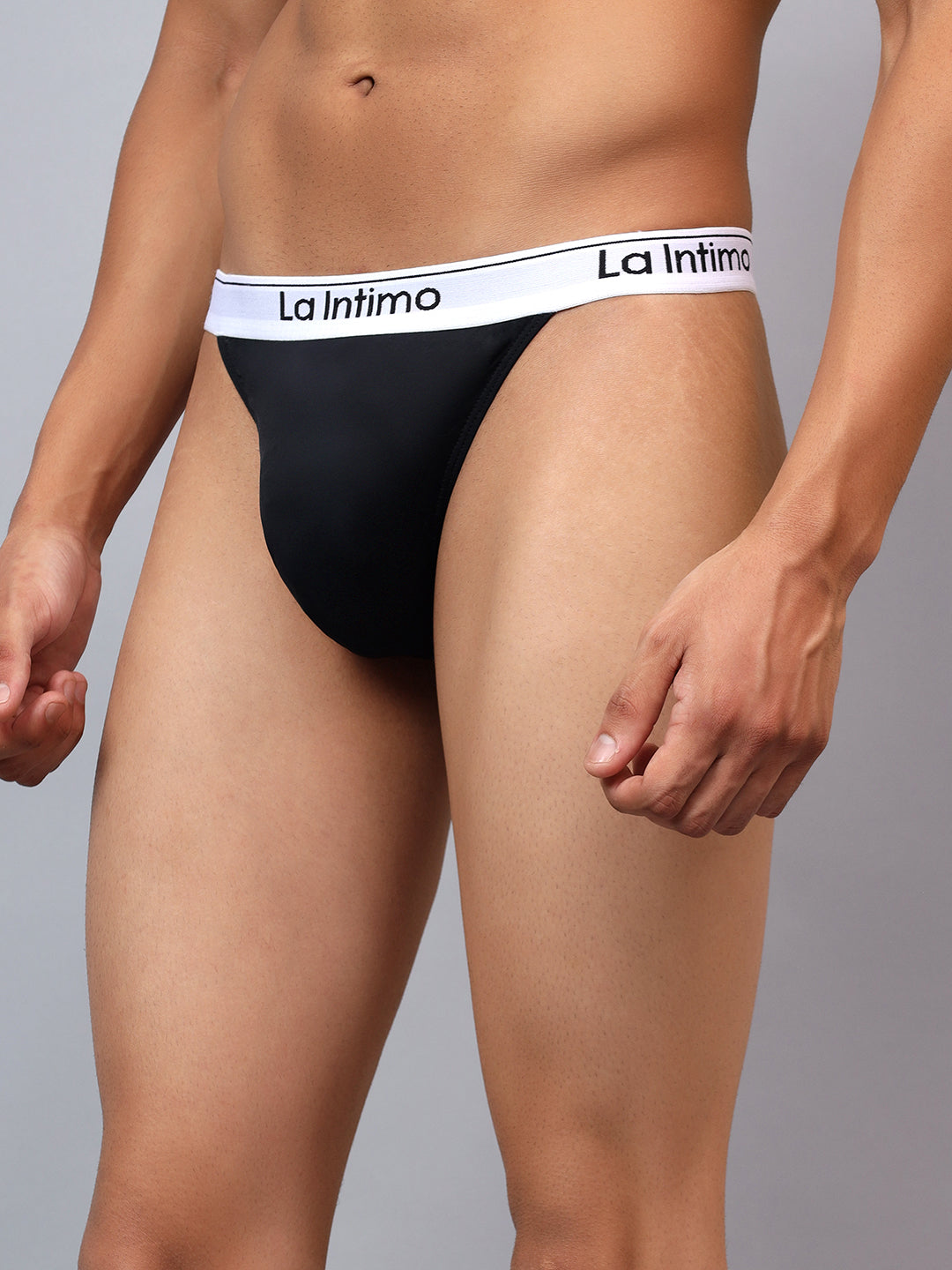Luxury men's thongs from La Intimo in a single pack, offering comfort, style, and a perfect fit.