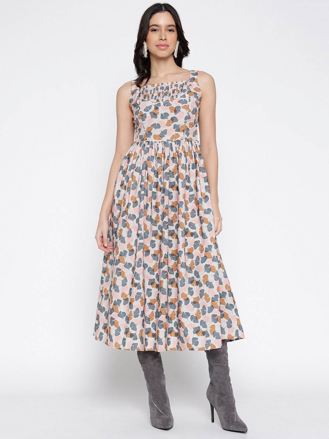 Women's midi dress by Mausiiqui, combining style and comfort in a single pack.