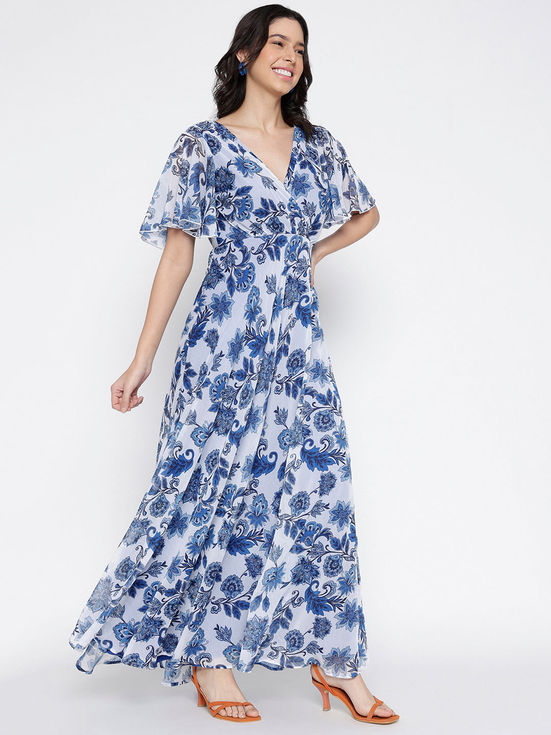 Women's maxi dress by Mausiiqui, combining elegance and comfort in a single pack.