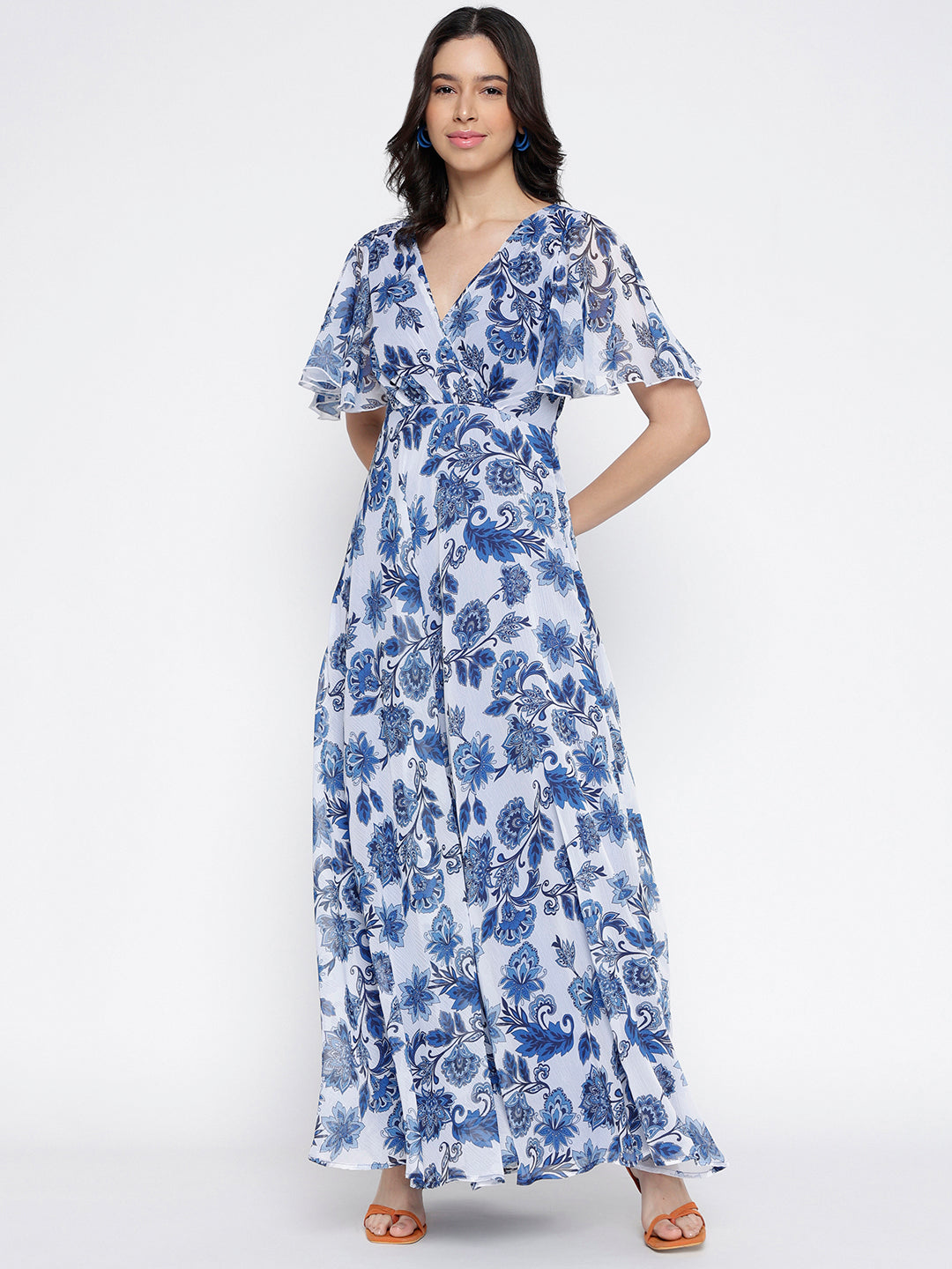 Women's maxi dress by Mausiiqui, combining elegance and comfort in a single pack.