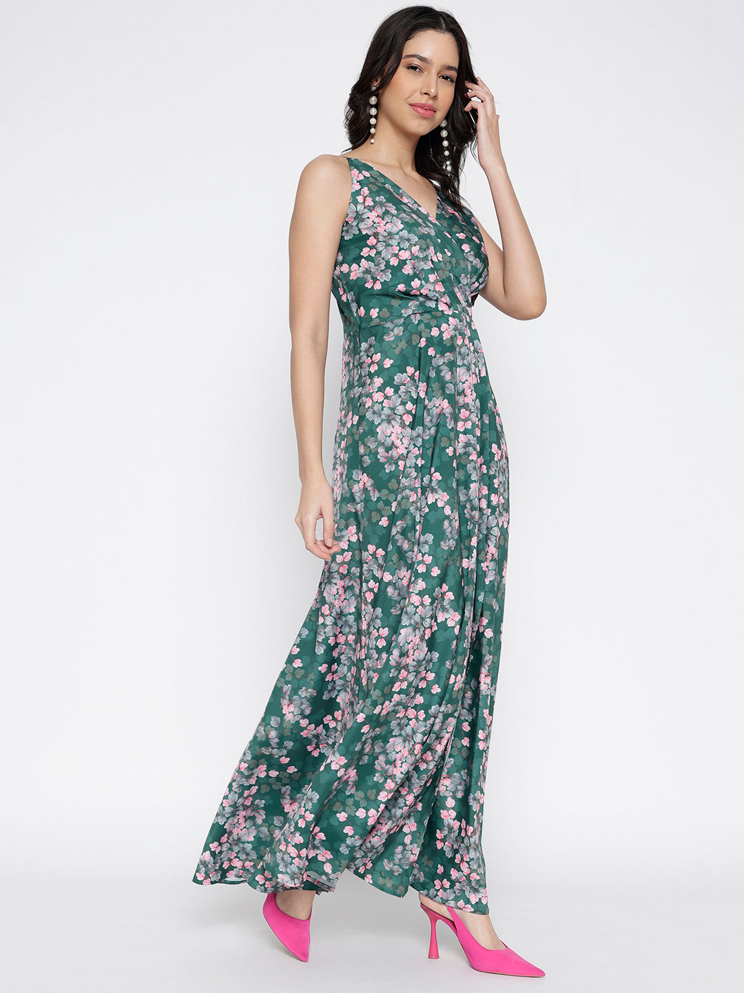 Women's maxi dress by Mausiiqui, designed for elegance and comfort in a single pack.