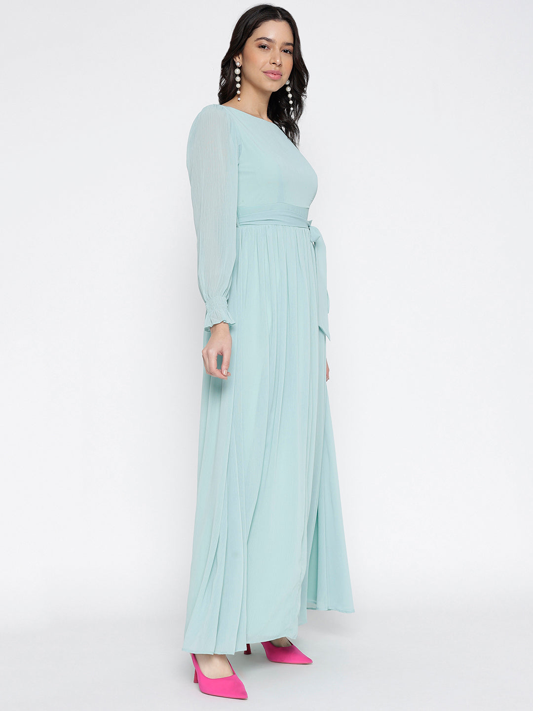 Women's maxi dress by Mausiiqui, offering elegance and comfort in a single pack.