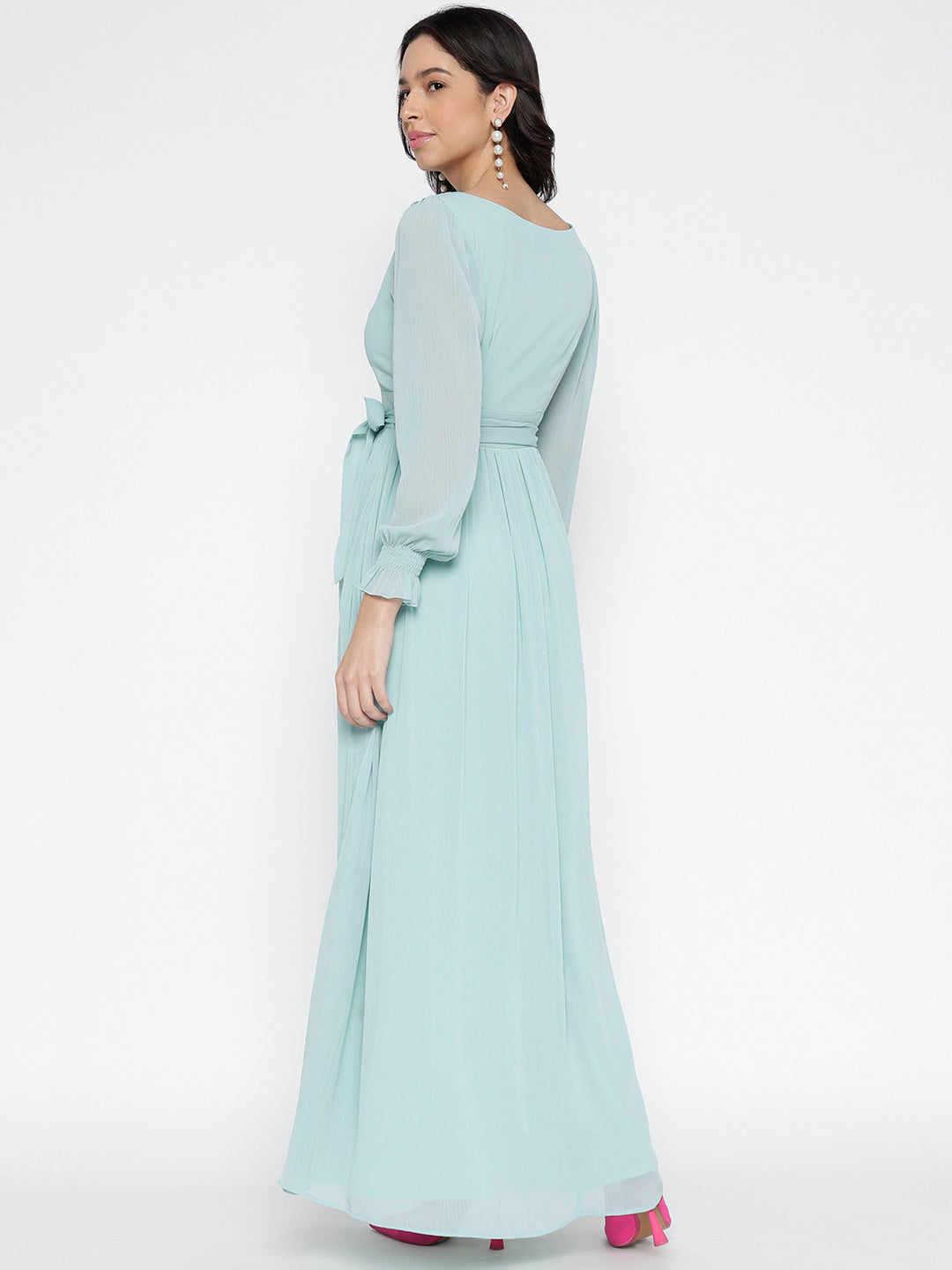 Women's maxi dress by Mausiiqui, offering elegance and comfort in a single pack.