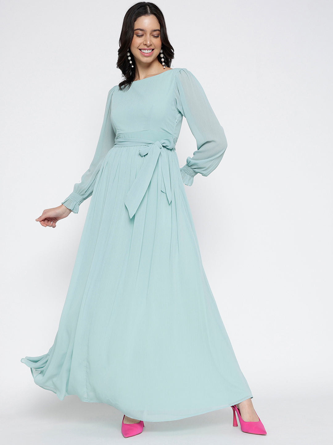 Women's maxi dress by Mausiiqui, offering elegance and comfort in a single pack.